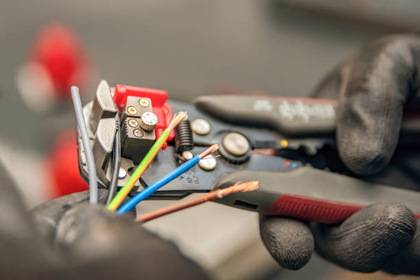 Best Licensed Electrician  in Caldwell, TX